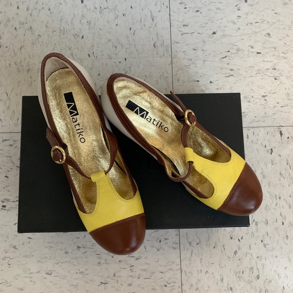 New Anthropologie Matiko T-Strap Mary Jane Pump - Picture 3 of 7